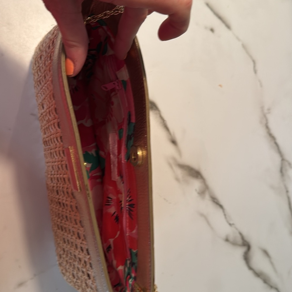 Lilly Pulitzer Woven Rattan Clutch with Gold Trim - Picture 4 of 5